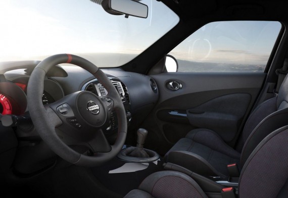 Abitacolo nuova Nissan Juke Nismo 2013
