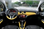 Interni Opel Adam 2013