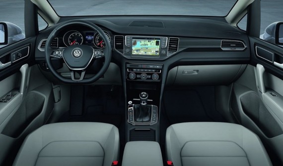 Foto interni nuova Golf Sportsvan 2013 2014