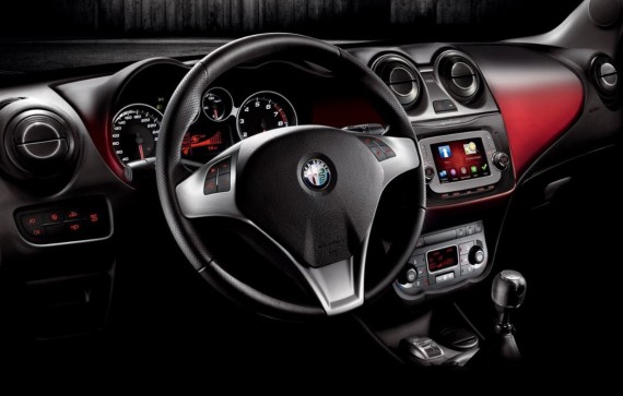 Interni e volante nuova Alfa Romeo Mito MY 2014