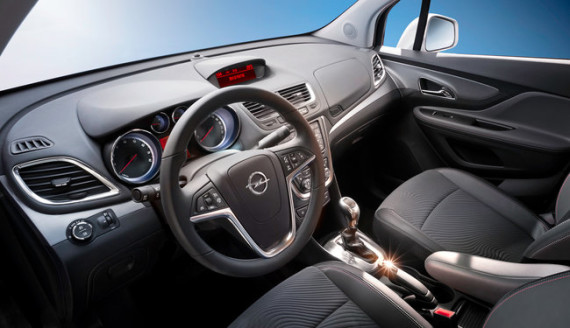 Foto Interni Opel Mokka GPL 2014