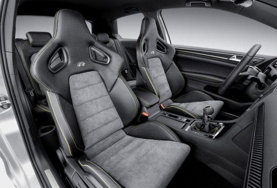Sedili sportivi nuova Golf R 400 Concept