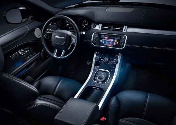 Foto Interni Restyling Range Rover Evoque 2015