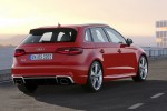 Foto posteriore nuova Audi RS3 Sportback 2015