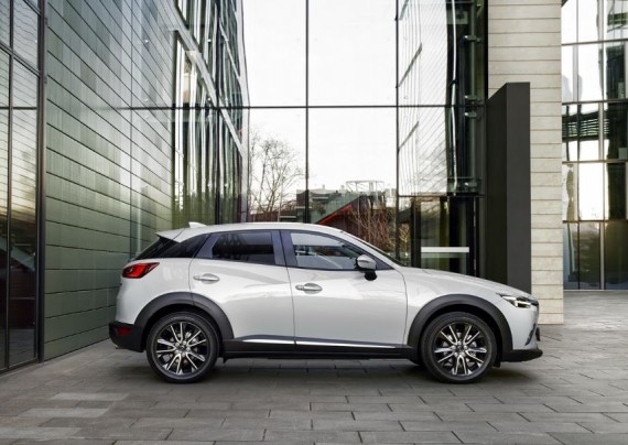 Foto Fiancata nuova Mazda CX 3 2015