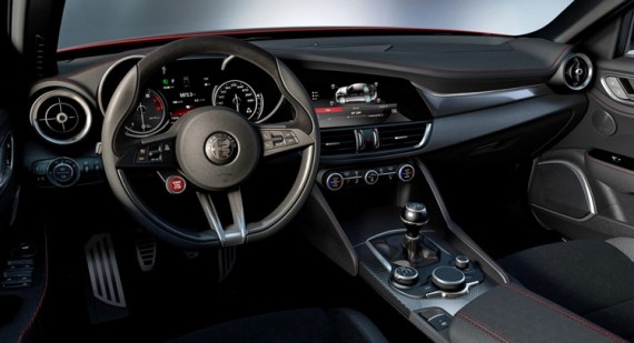 Foto interni Alfa Romeo Giulia 2015