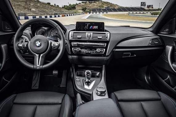 Immagine Interni nuova BMW M2 Coupe 2016